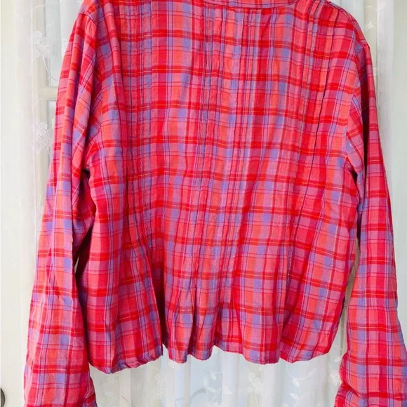 Plaid Button-Up Women's Top - Picture 7 of 8